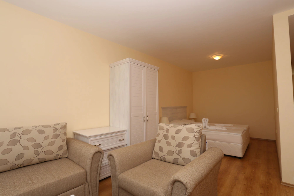 Galeria Holiday Apartments-obzor