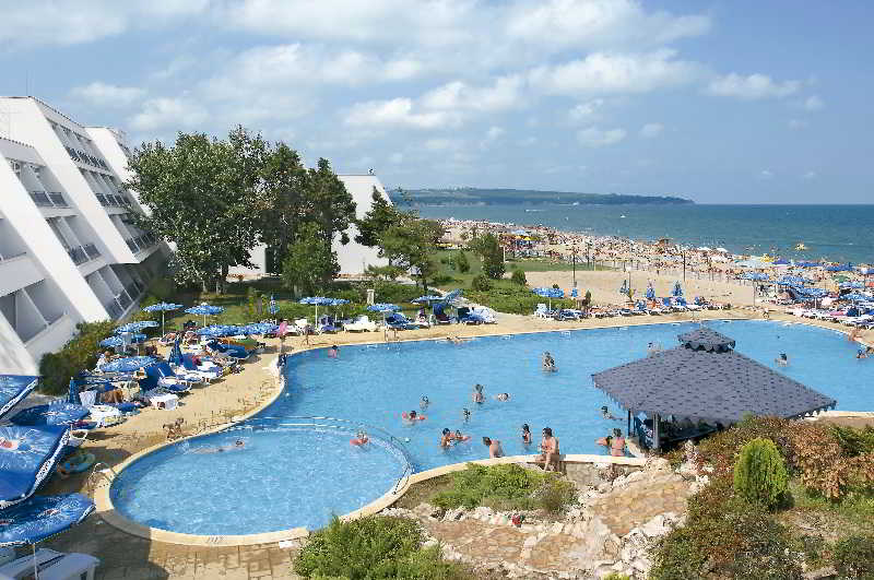 AluaSun Helios Beach