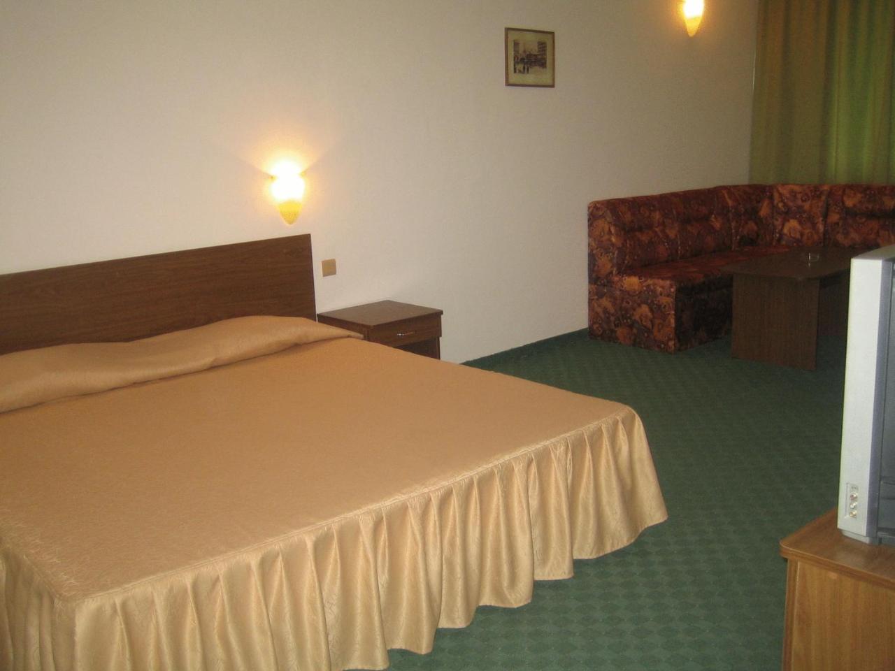 Hotel Rino