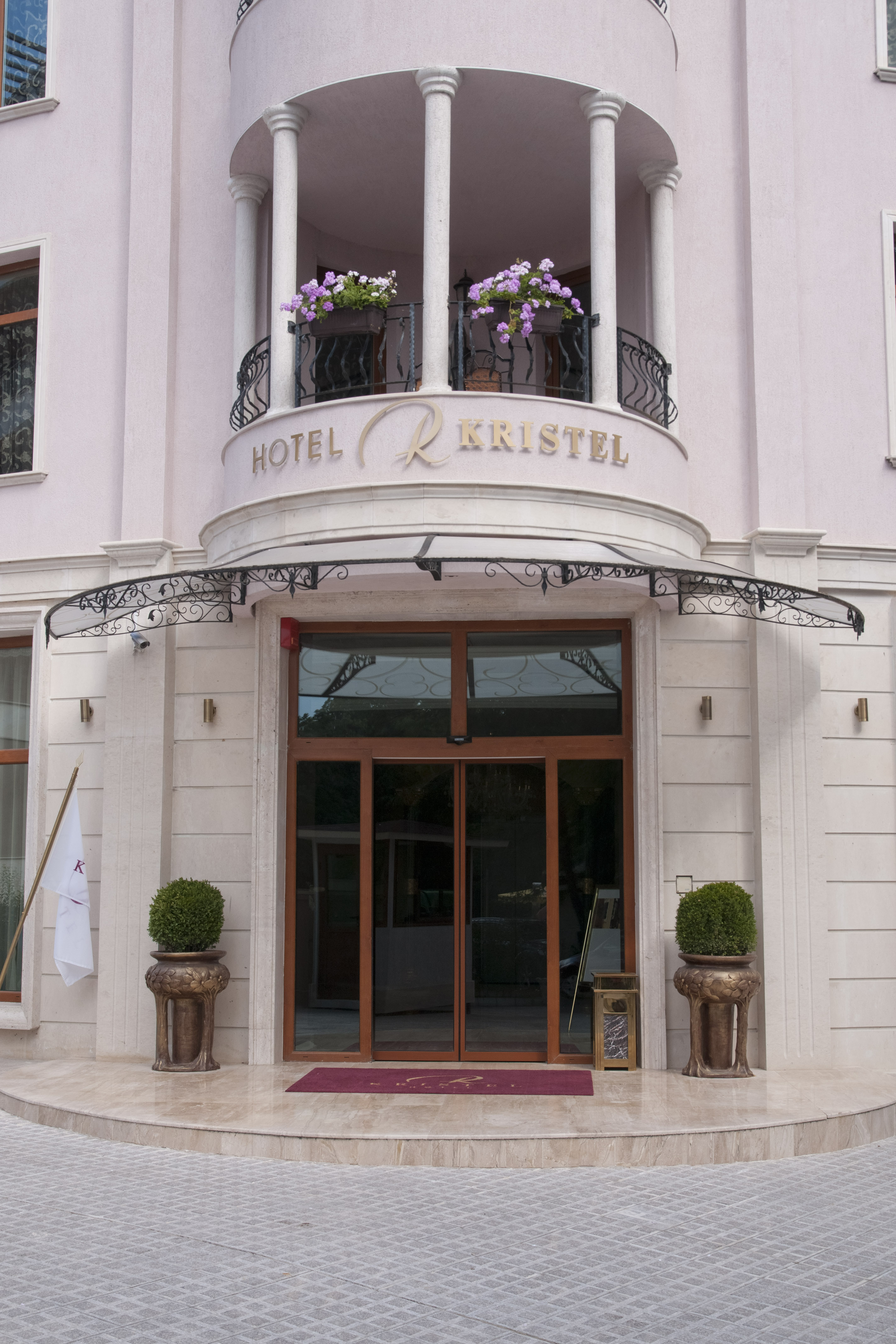 Kristel Hotel
