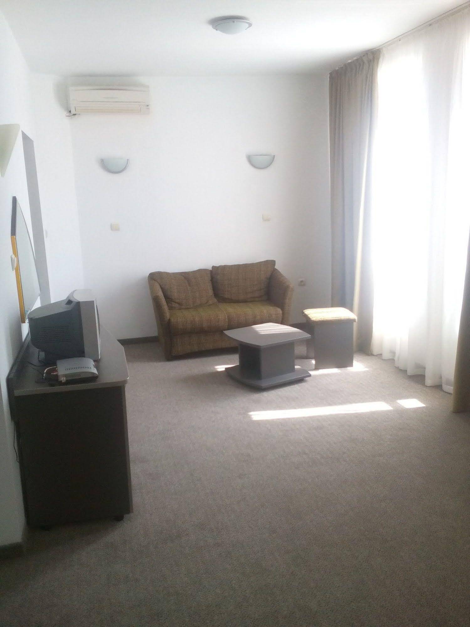 Hotel Opera Plaza