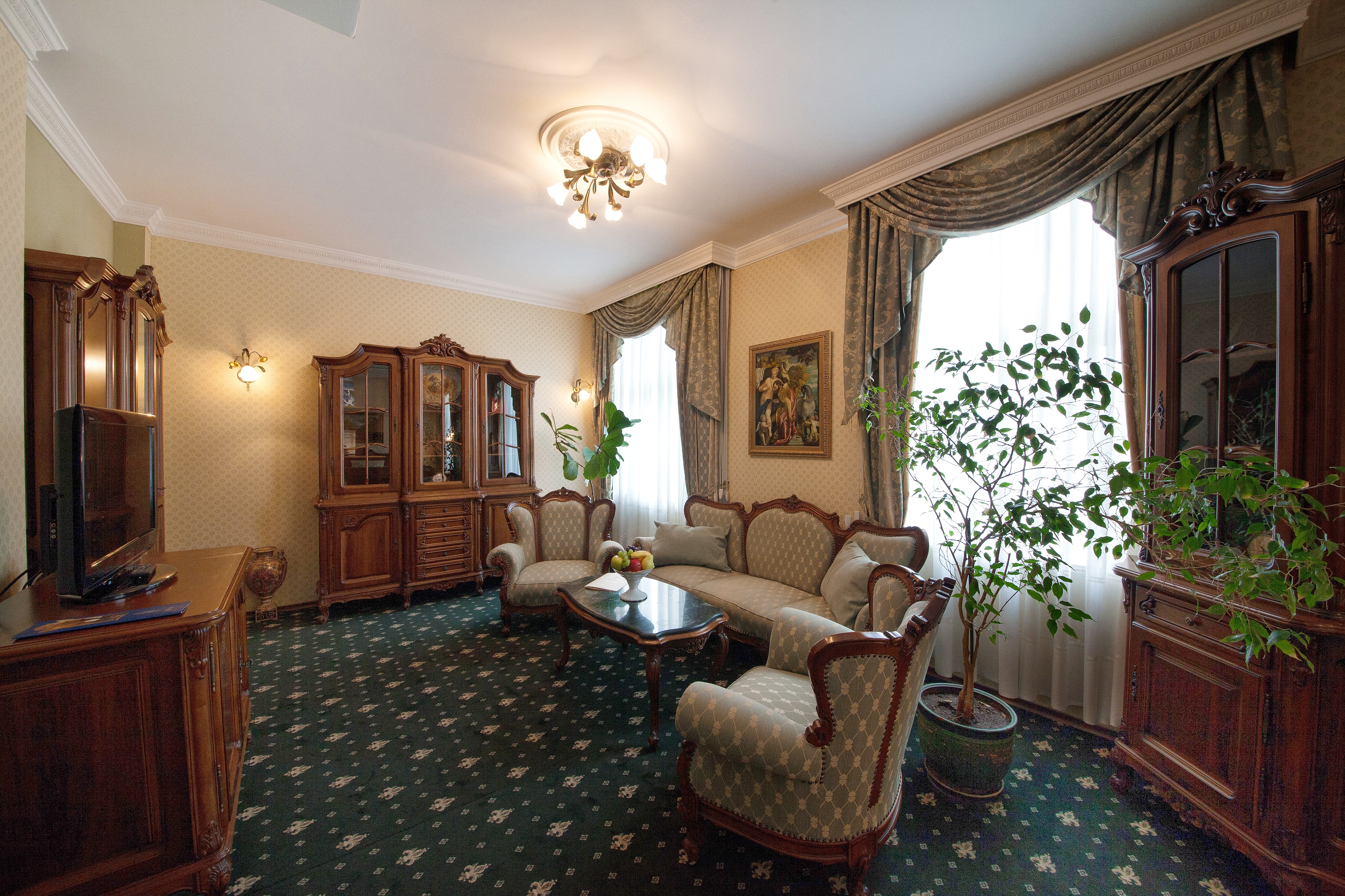 Grand Hotel London