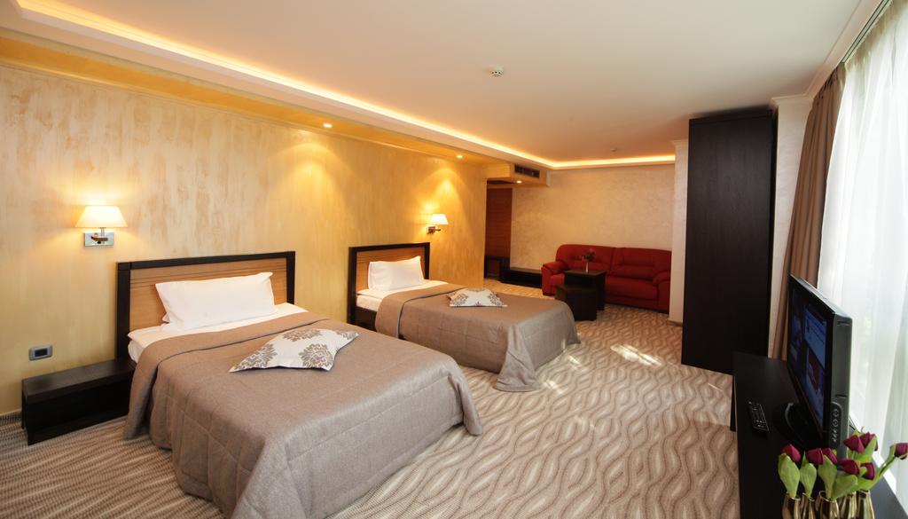 Casino & Hotel Efbet