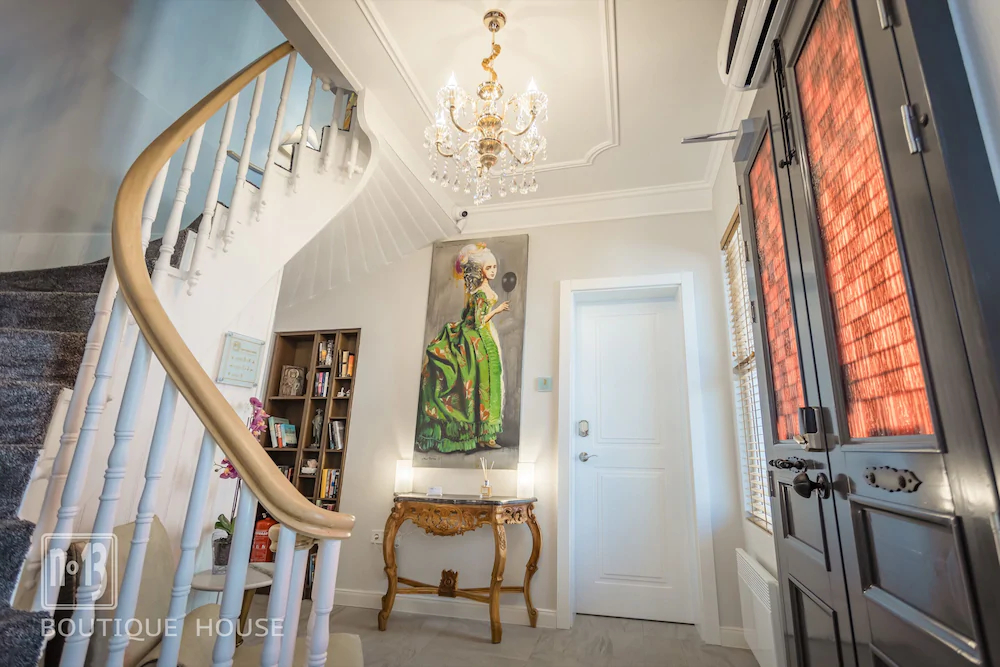 No 13 Boutique House
