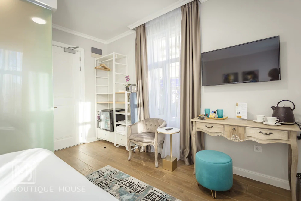 No 13 Boutique House