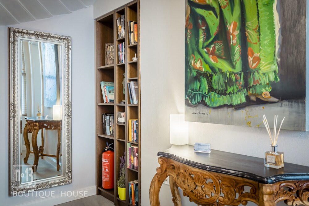 No 13 Boutique House