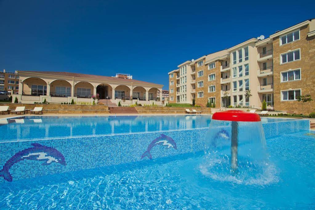 Atia Resort