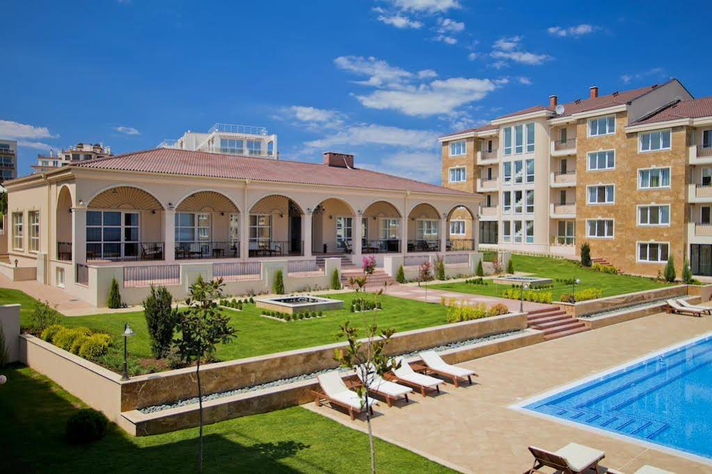 Atia Resort