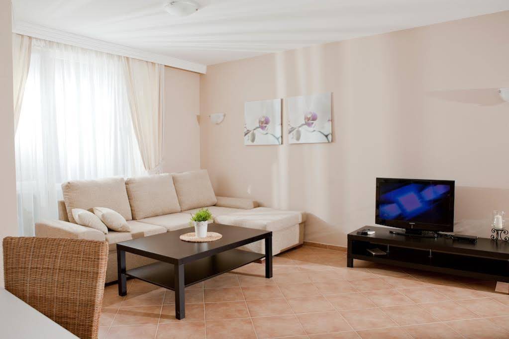 Atia Resort