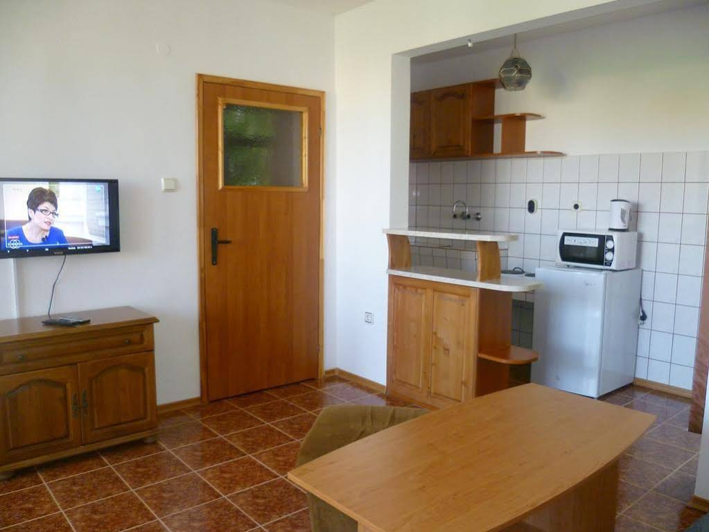 Coral Family Hotel
