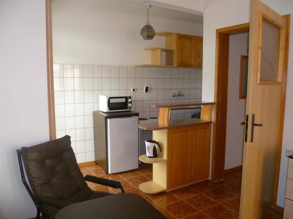 Coral Family Hotel