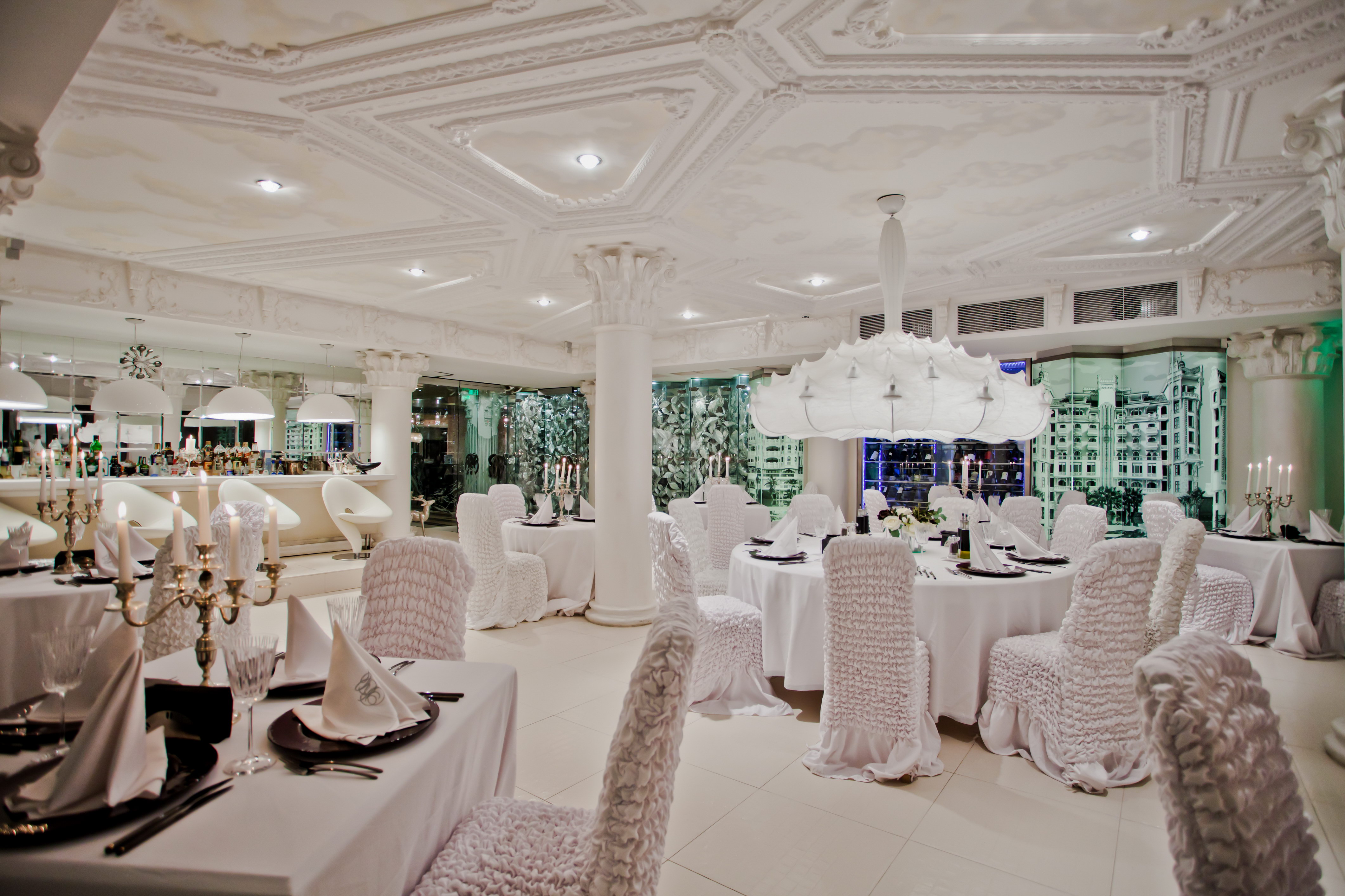Royal Castle Design & Spa