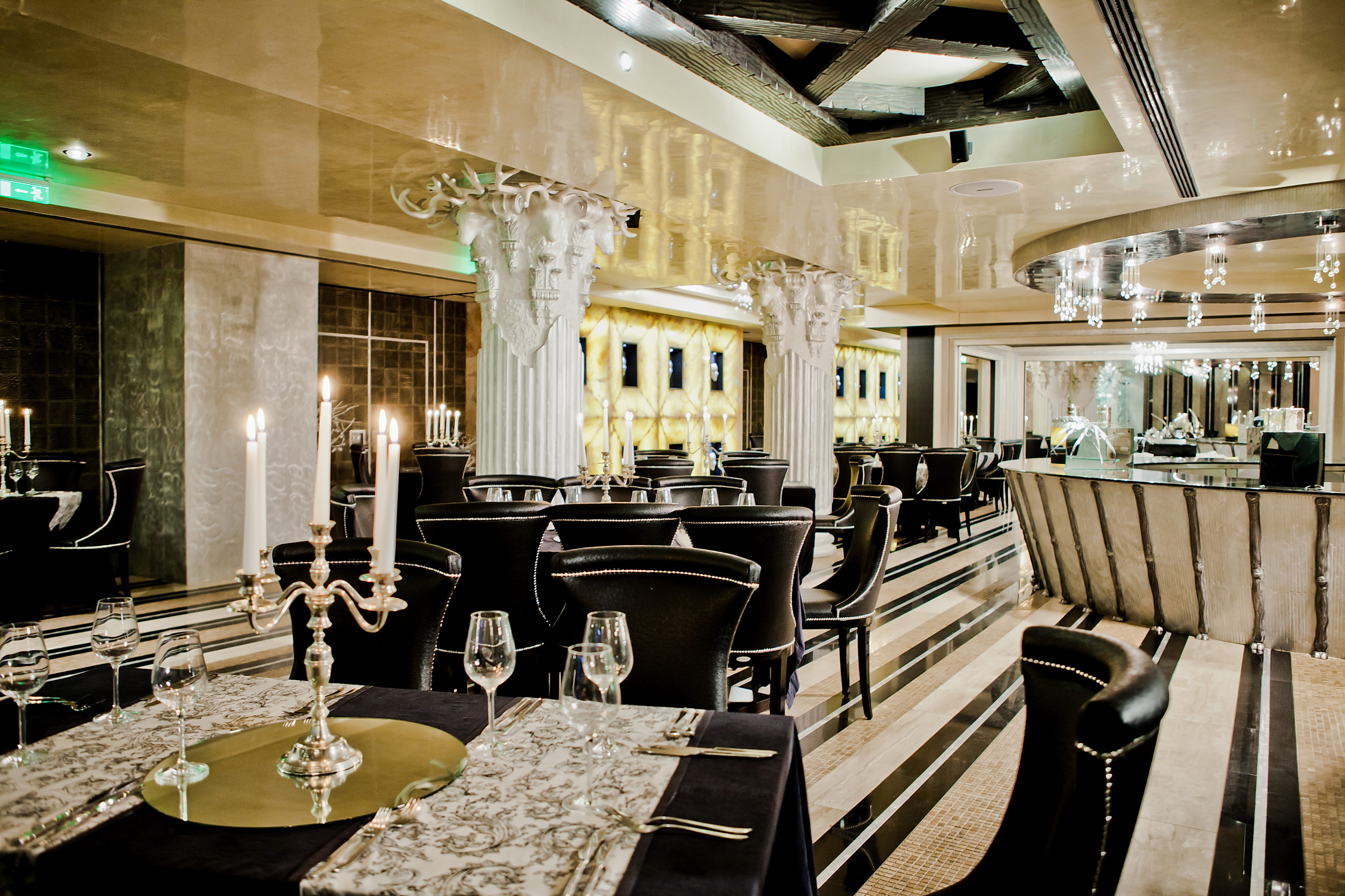 Royal Castle Design & Spa