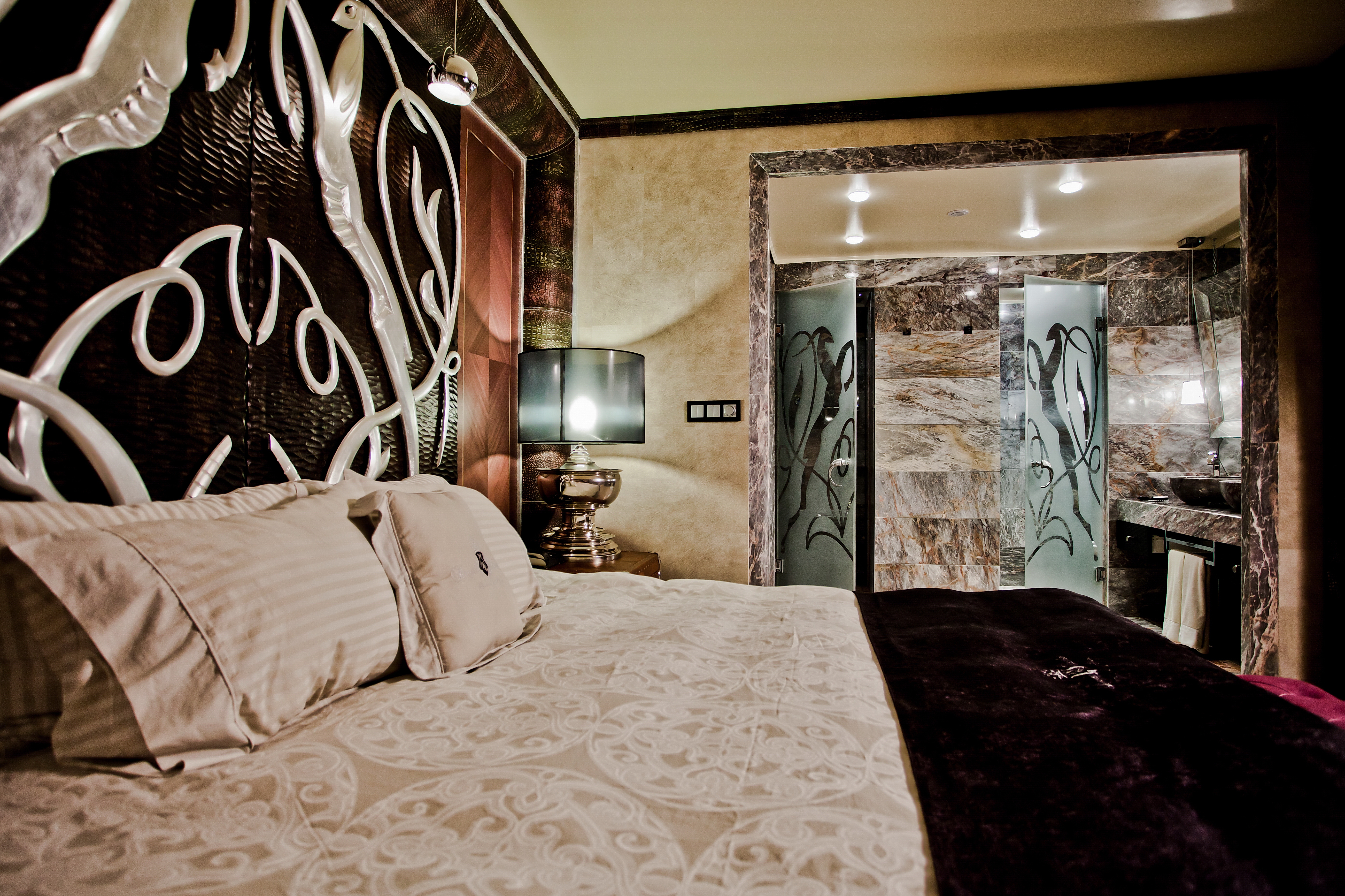 Royal Castle Design & Spa
