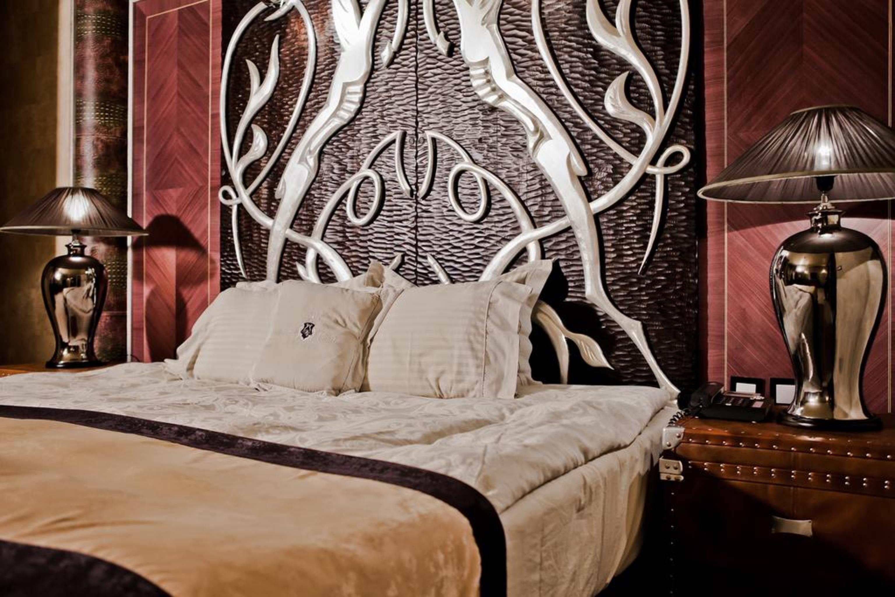 Royal Castle Design & Spa