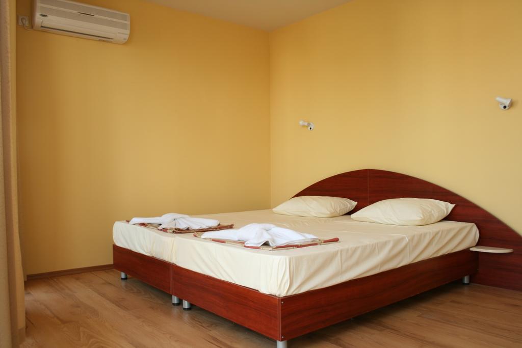 Hotel Hawaii Lozenets Beach Resort