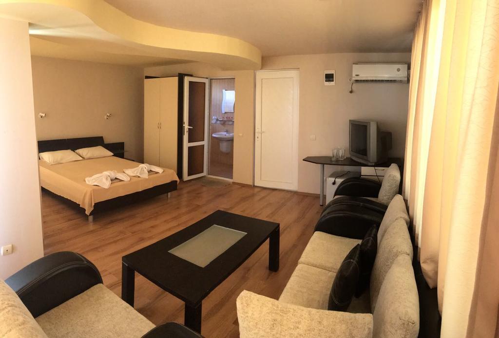 Hotel Hawaii Lozenets Beach Resort