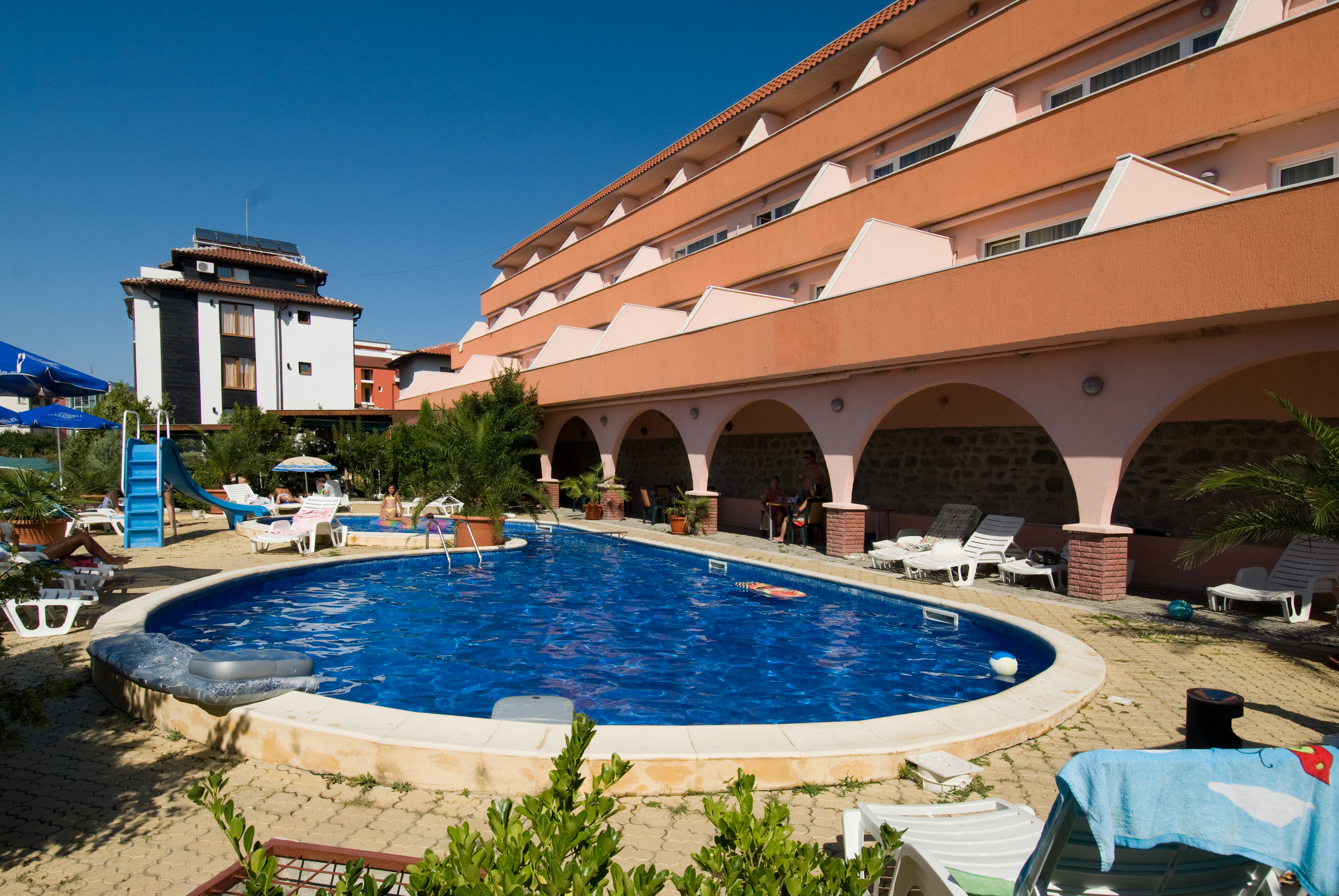 Lozenets Resort Hotel