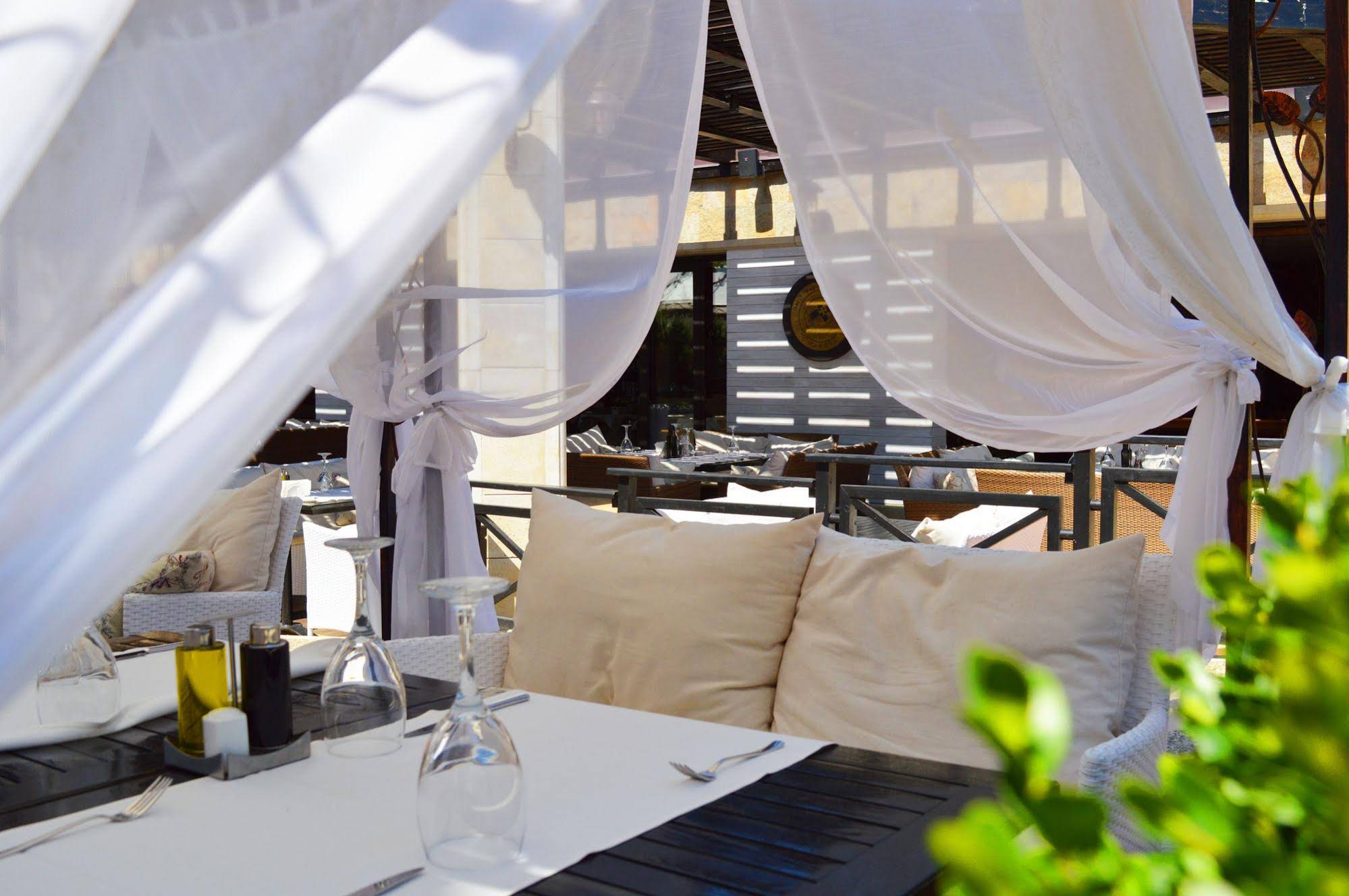 Oasis Resort & Spa