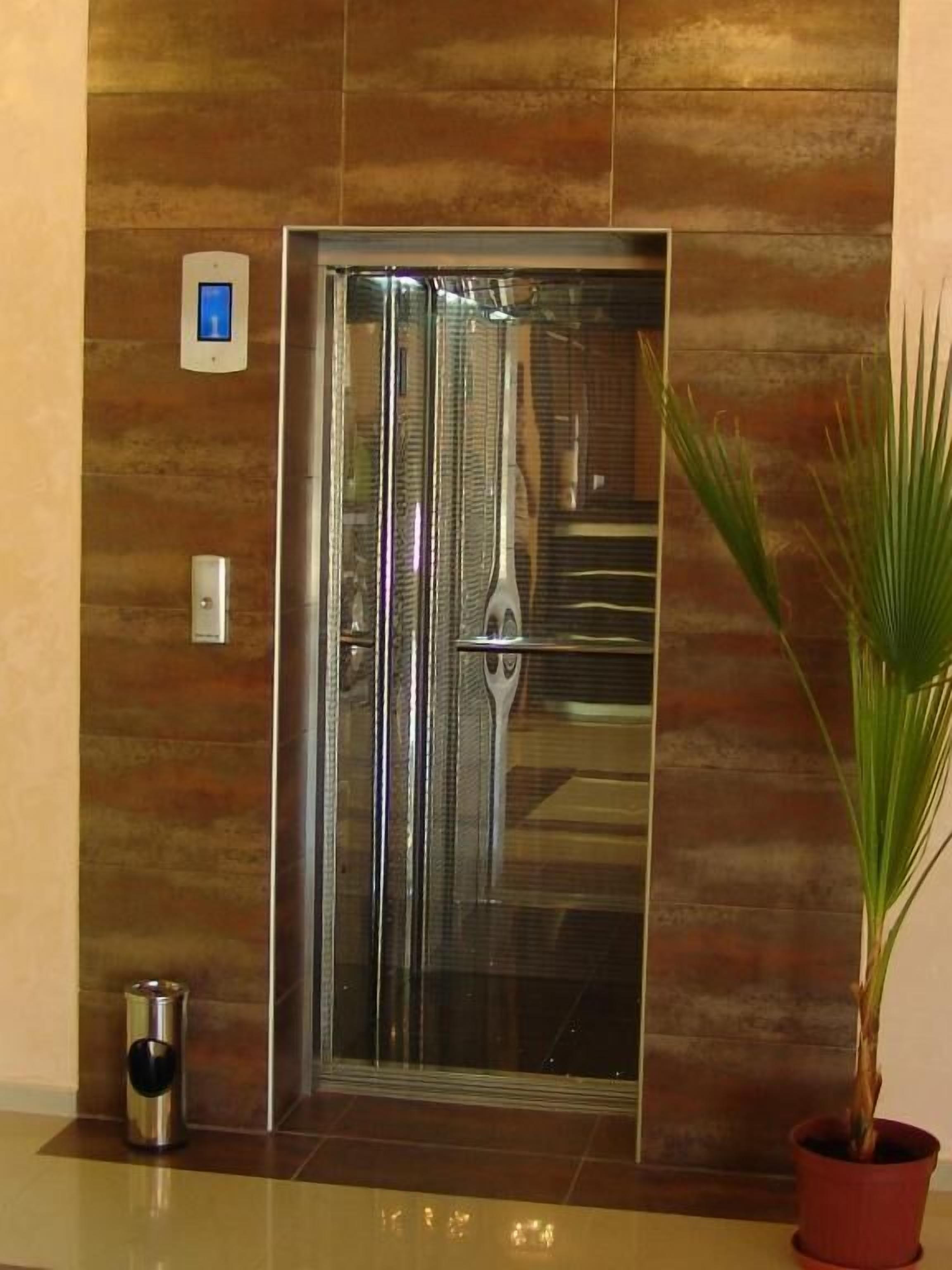 Hotel Iris