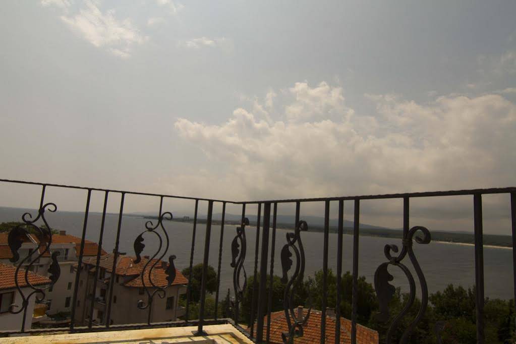 Salena Plaza Hotel