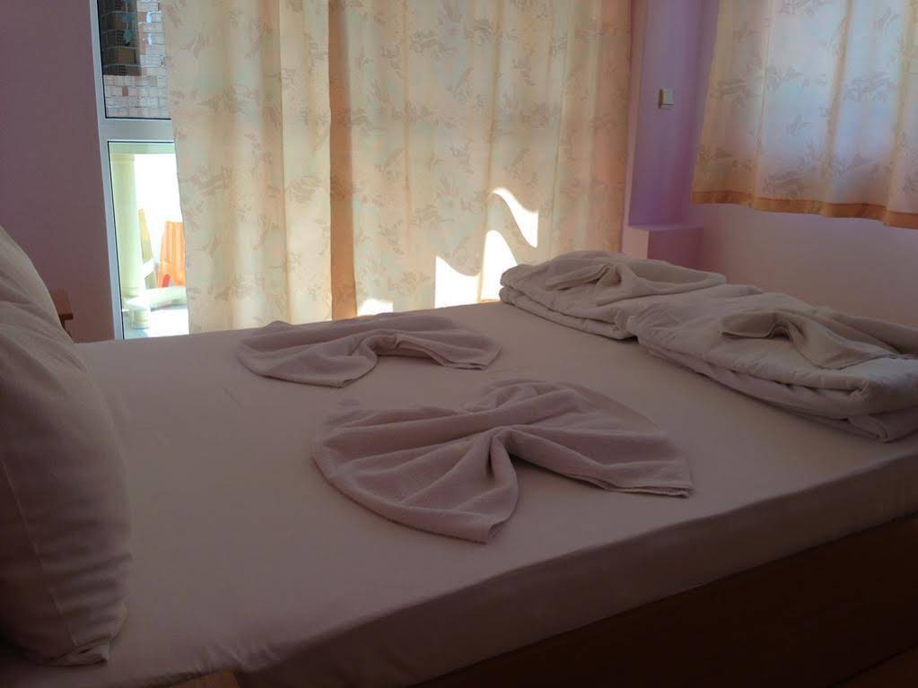 Sunshine Family Hotel