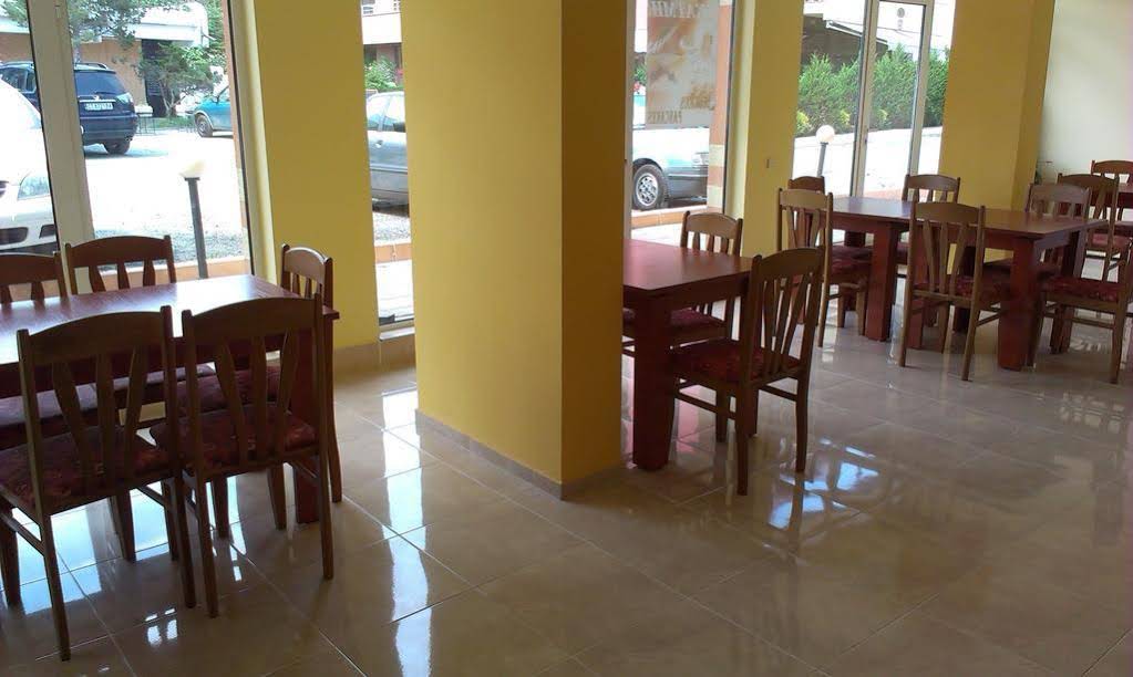 Sunshine Family Hotel