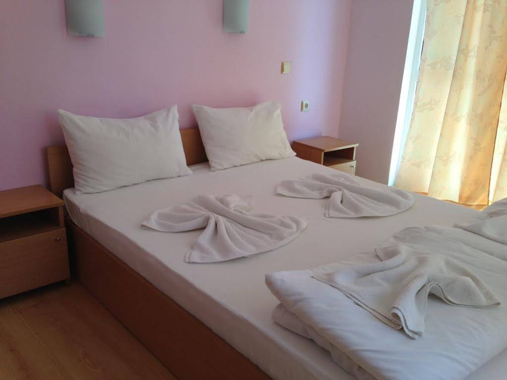 Sunshine Family Hotel