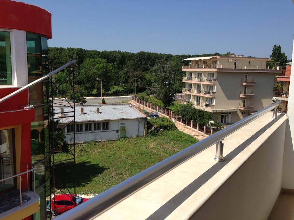 Sunshine Family Hotel