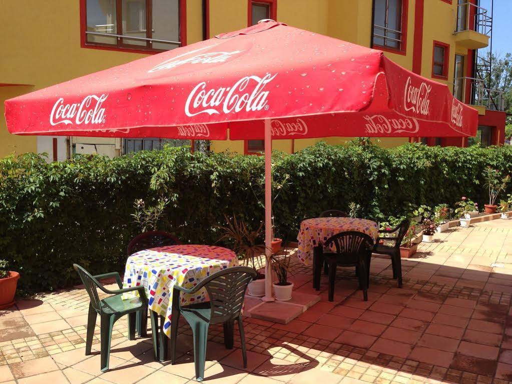 Sunshine Family Hotel