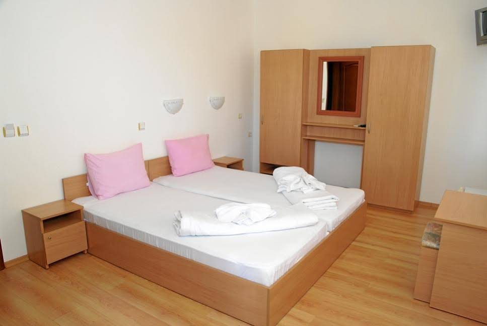 Sunshine Family Hotel