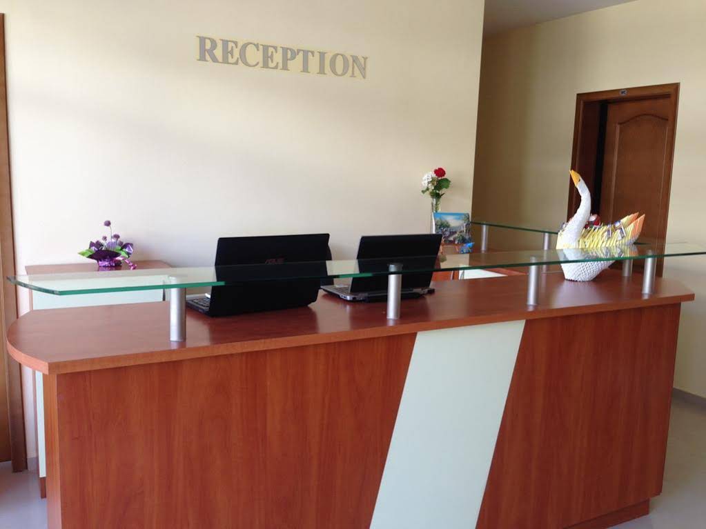 Sunshine Family Hotel