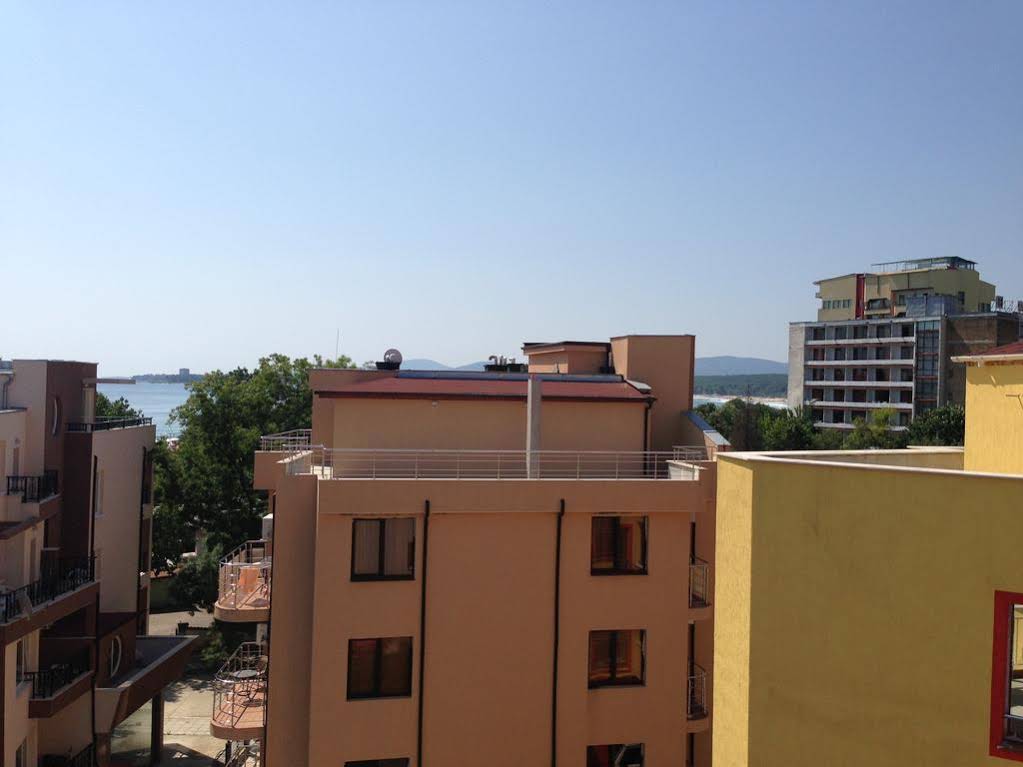 Sunshine Family Hotel