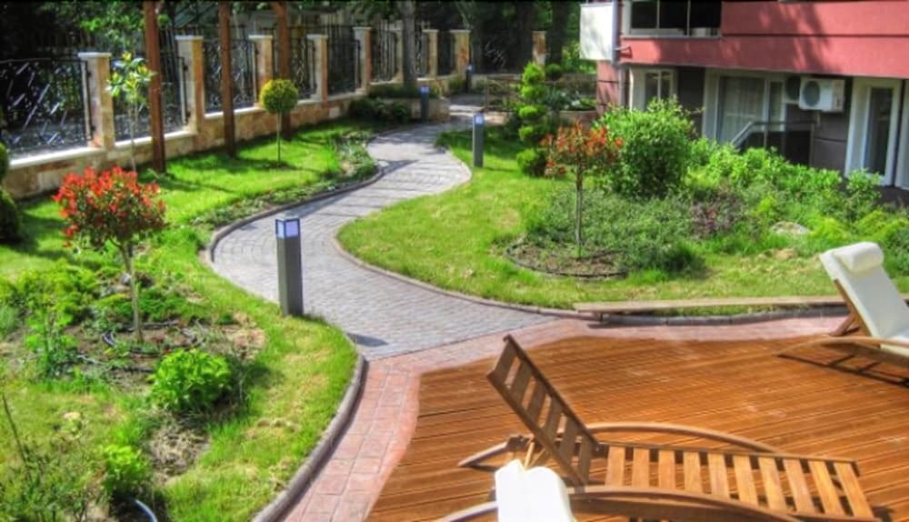 Ravda Apartments