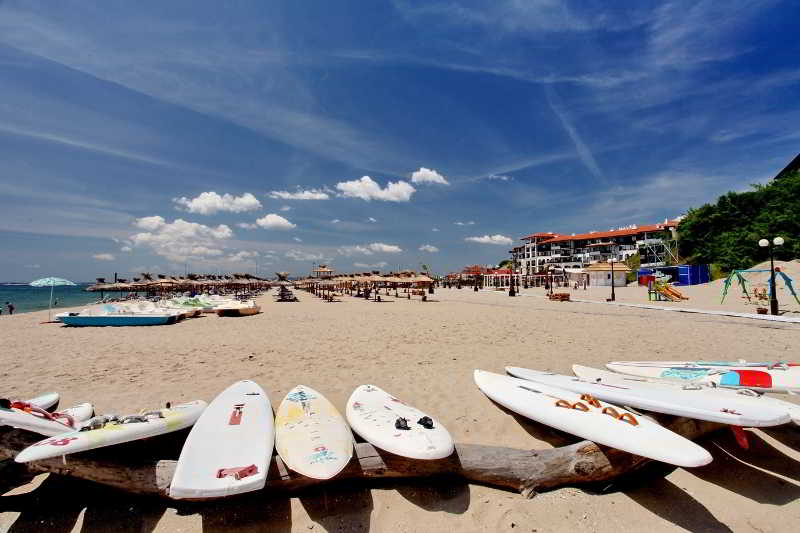 Arena - Dinevi Resort