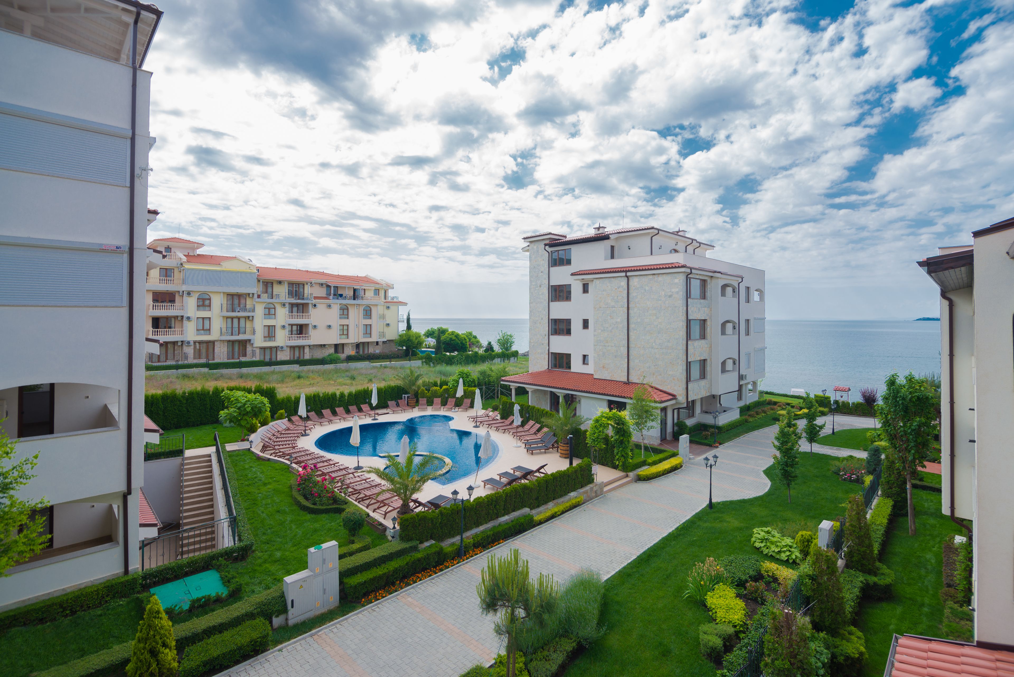 Casa Real Resort
