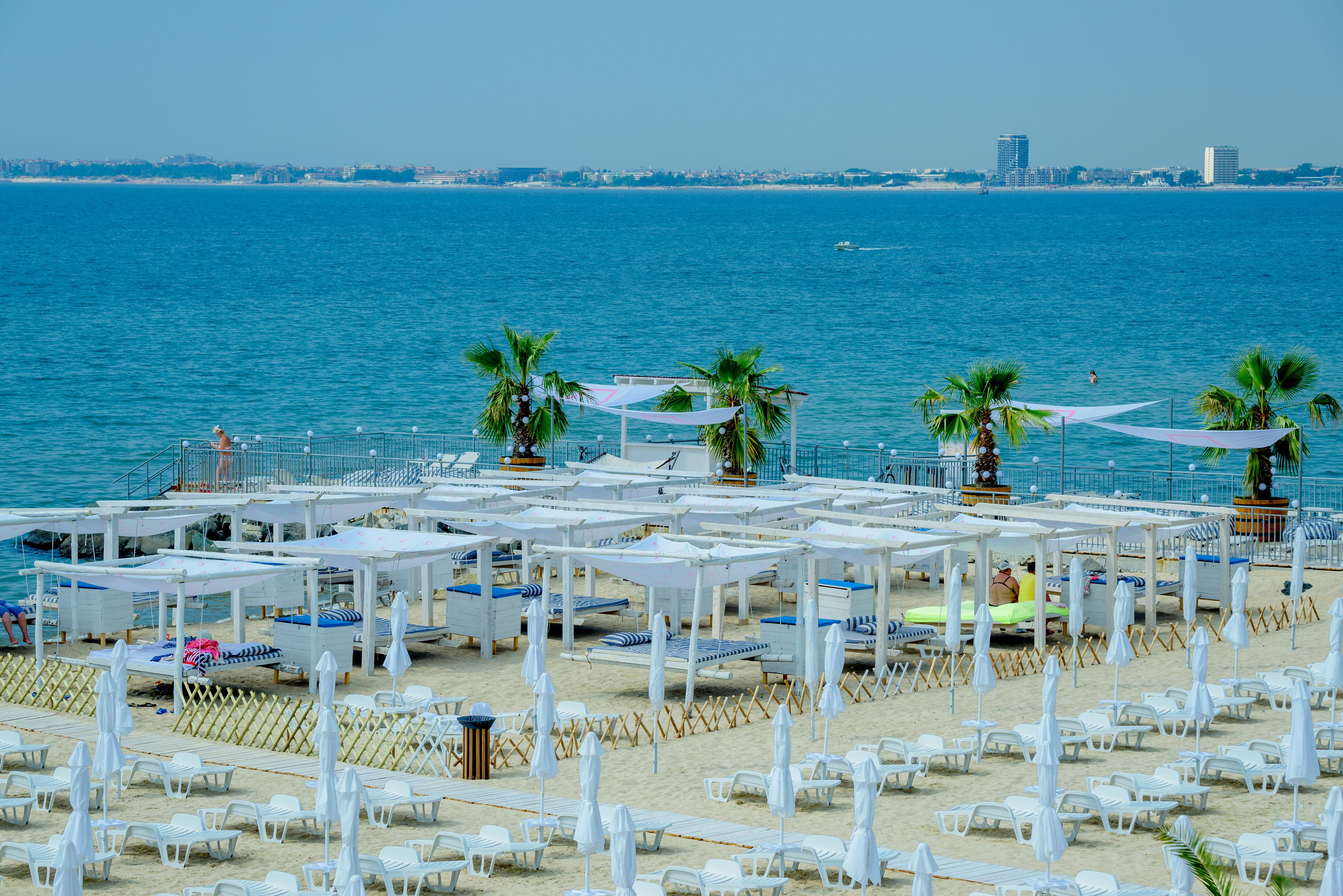 Casa Real Resort