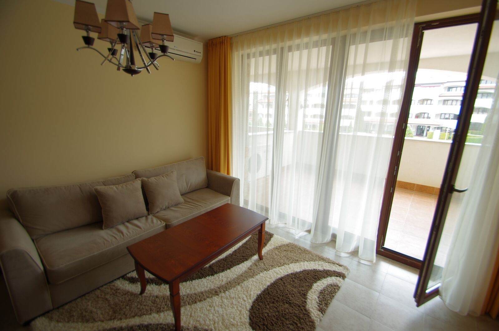 Casa Real Resort
