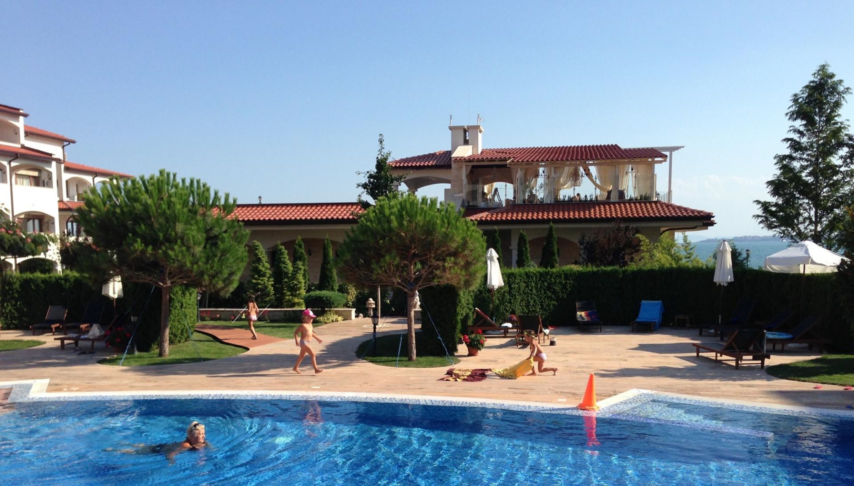 Casa Real Resort