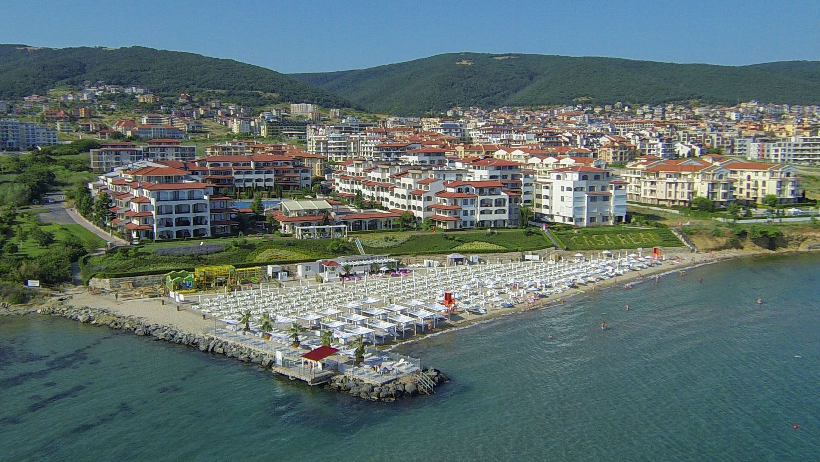 Casa Real Resort
