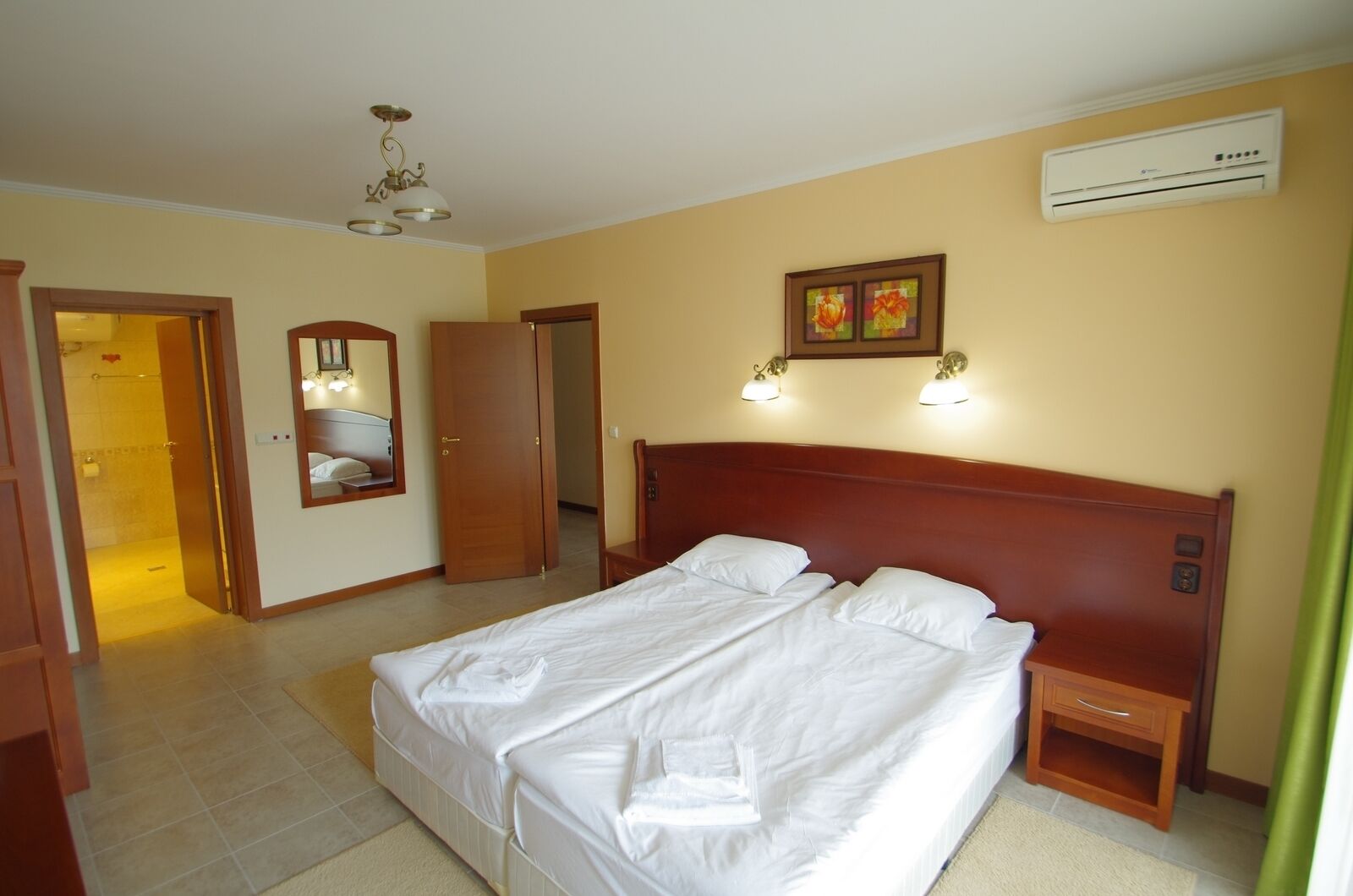 Casa Real Resort