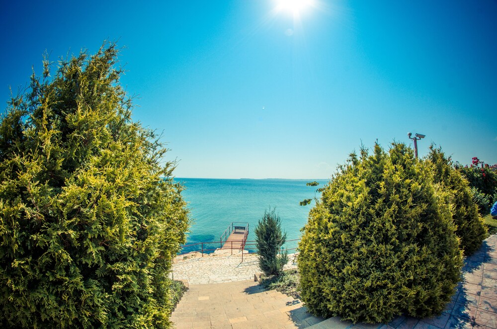 Grand Resort Complex