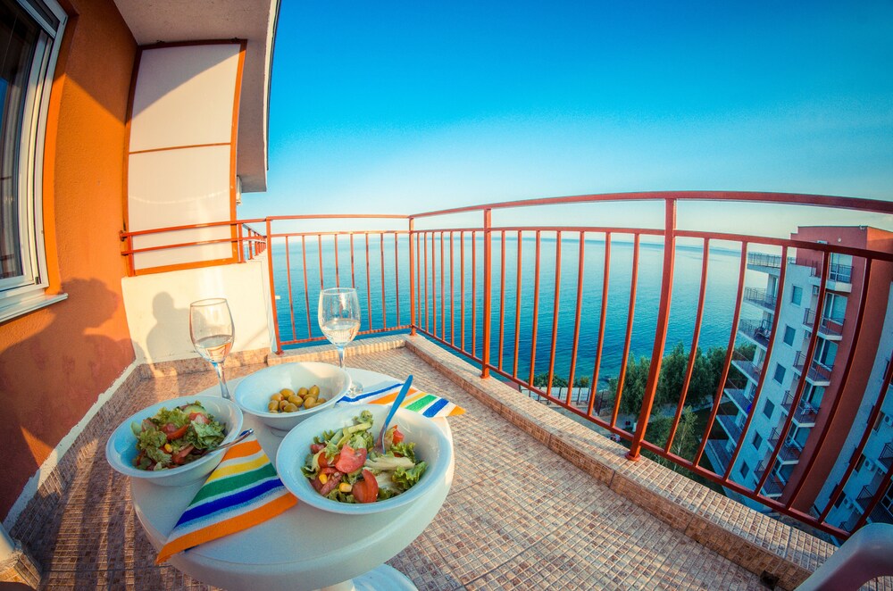 Grand Resort Complex