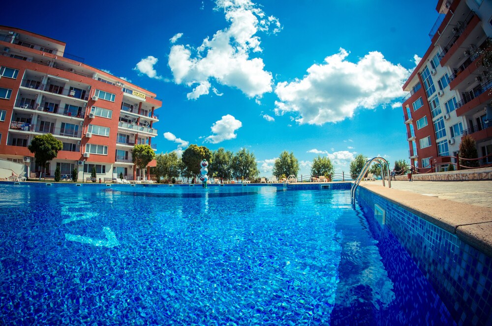 Grand Resort Complex