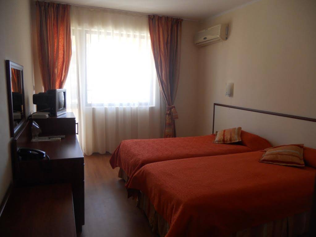 Hotel Yuzhni Noshti