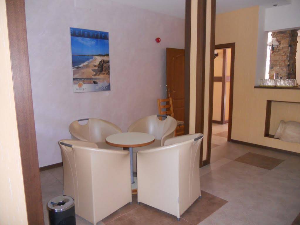 Hotel Yuzhni Noshti