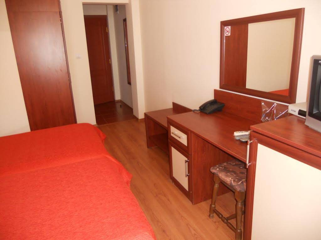 Hotel Yuzhni Noshti