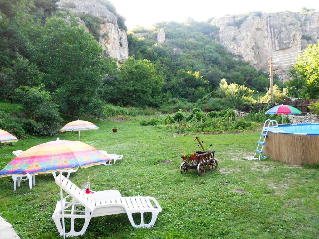 Milkovata Guest House