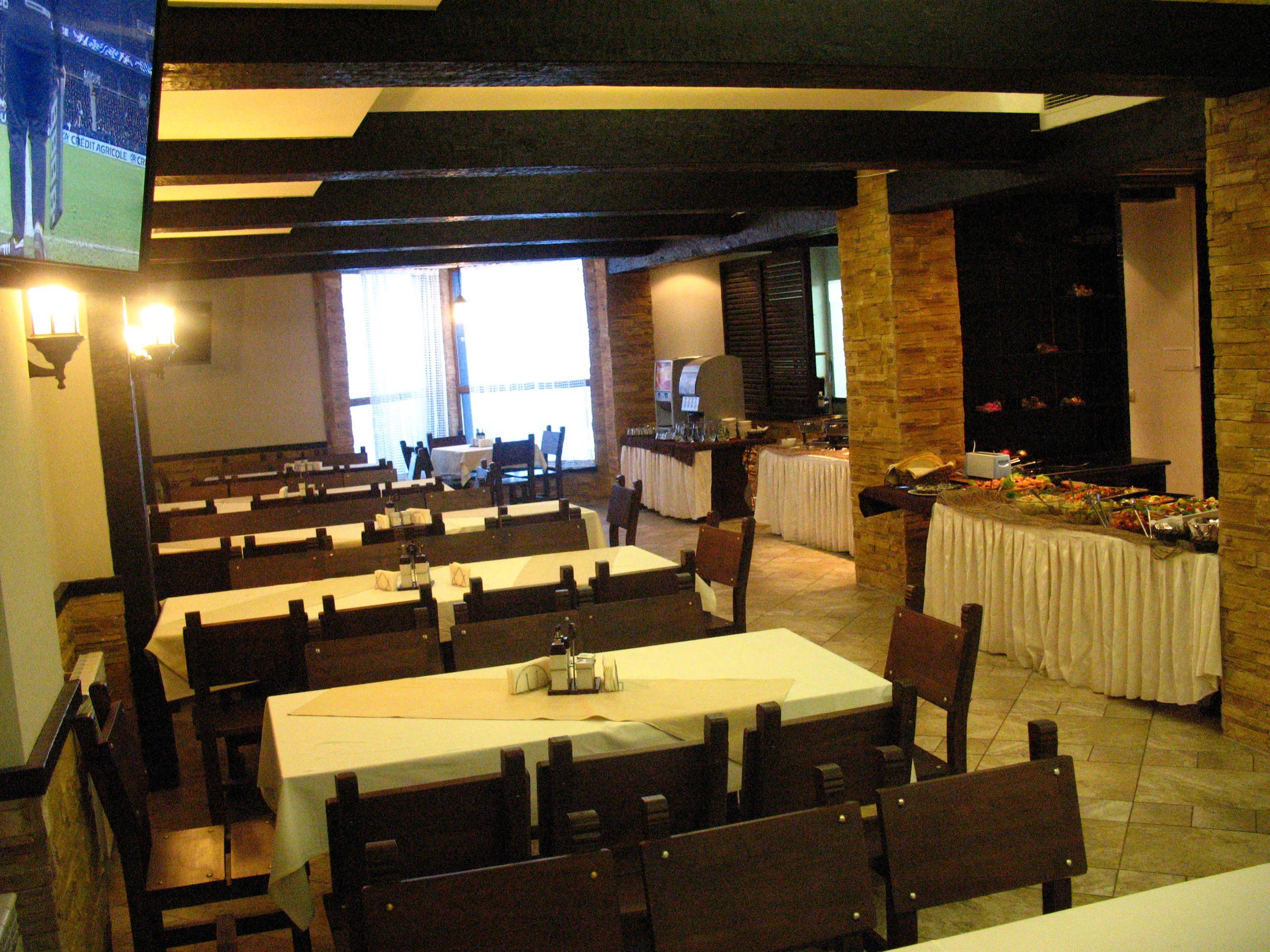 All Seasons Club