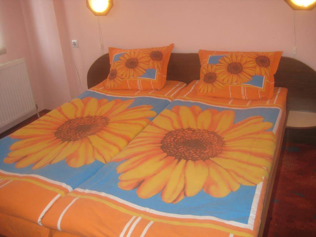 Aseva House Family Hotel